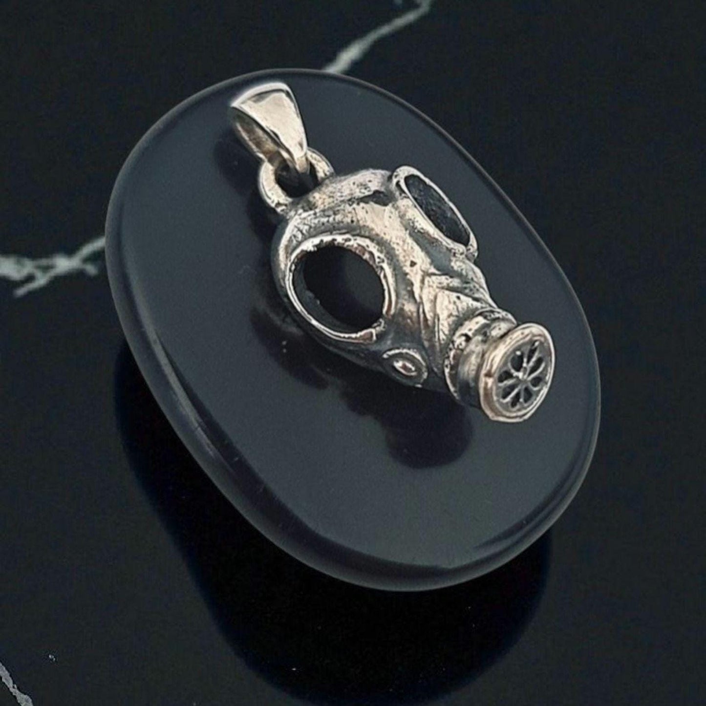 Gothic Steampunk gas mask Pendant – WWII Inspired War - Classic word 2nd War - Military Charm