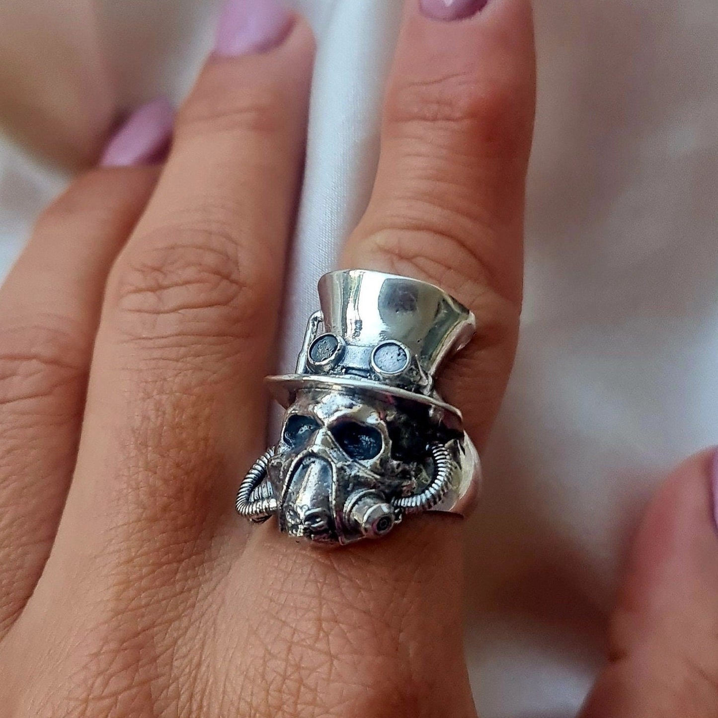 Steampunk-Inspired Silver Skull Ring - stylish Gothic solid & Sturdy Sterling Silver