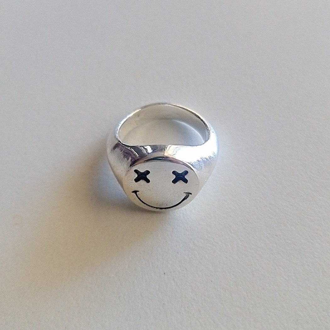 Smiley face Ring sterling silver Handcrafted with care - solid sturdy