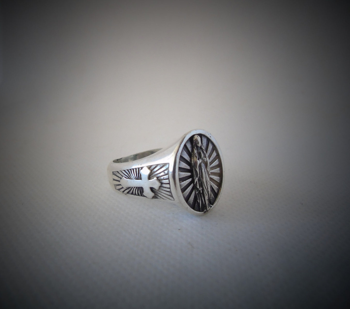 Virgin Mary's Embrace Ring - Holy Mother's Love - Sterling Silver 925 - Christian jewelry