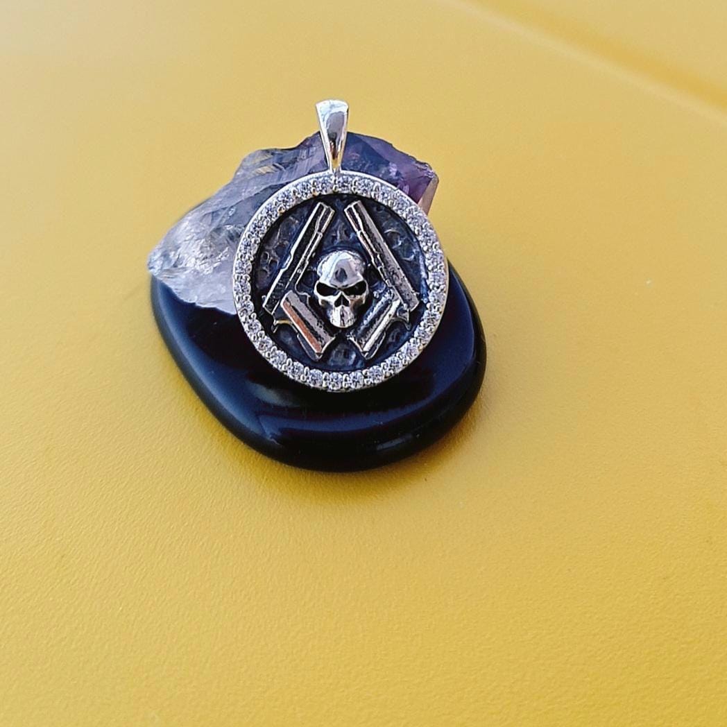 Skull Guns bordered with Ziecon Gothic Biker Necklace for men & women Rebel Outlaw Motorcycle Gift