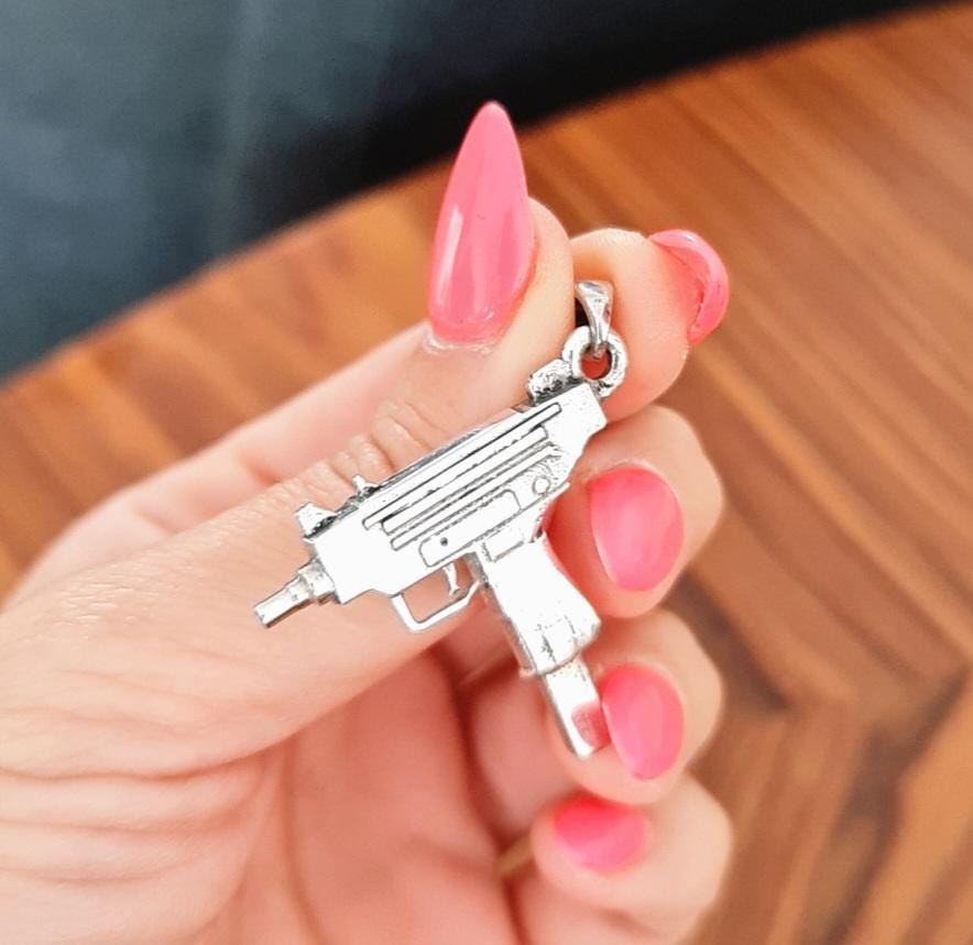 Uzi gun pendant, 925 sterling Silver weapon style, Army jewelry, handmade steampunk