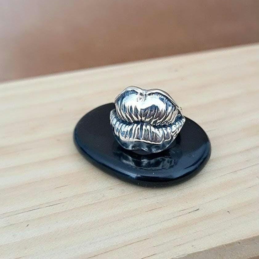 Kissing Lips Ring - sterling silver masterfully designed to convey a message of love & affection