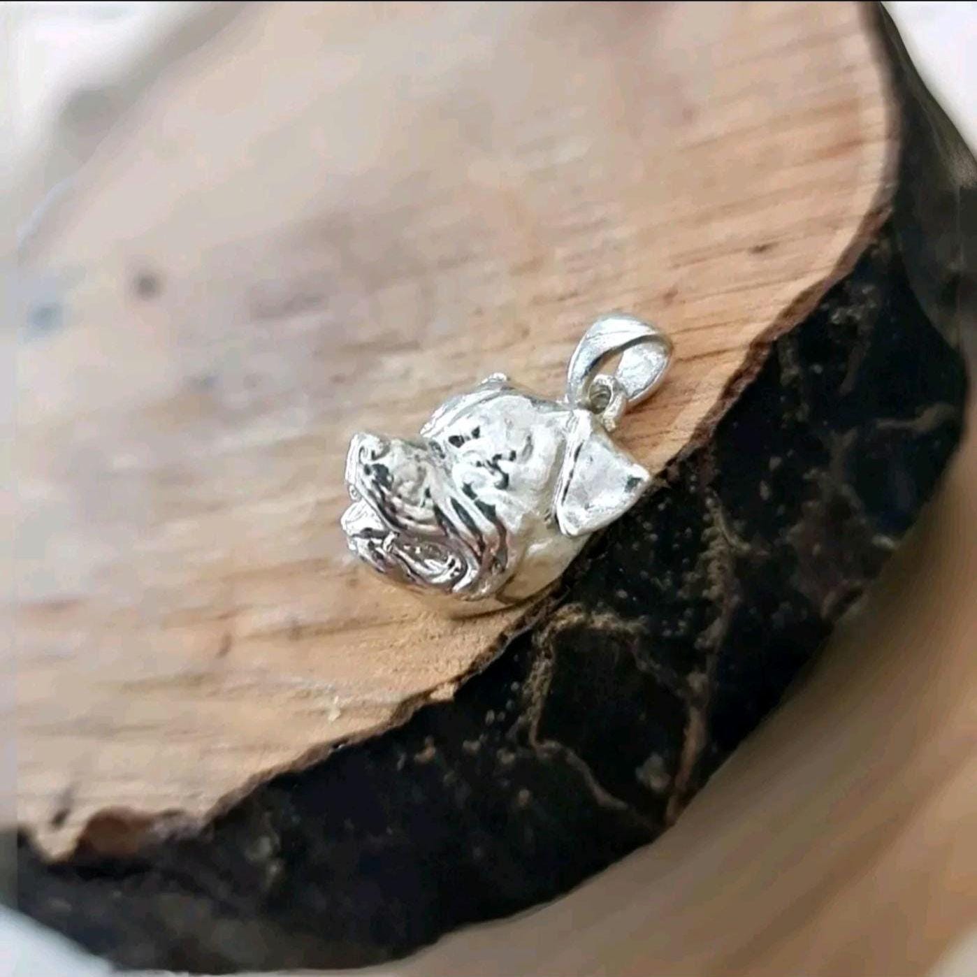 Rottweiler head Solid & Sturdy pendant- Sculpture- Realistic Dog Model - 925 Sterling Silver