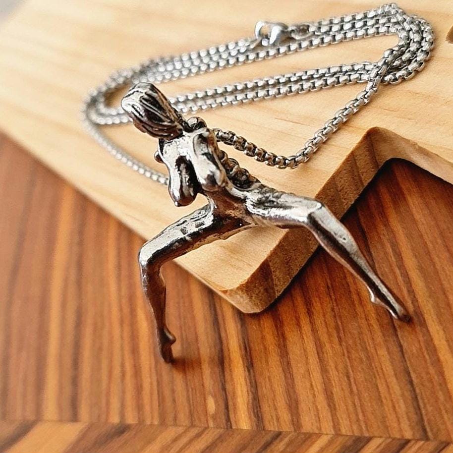 Oversized nude Women Necklace, Hip Hop Cosplay Jewelry For Men& Women