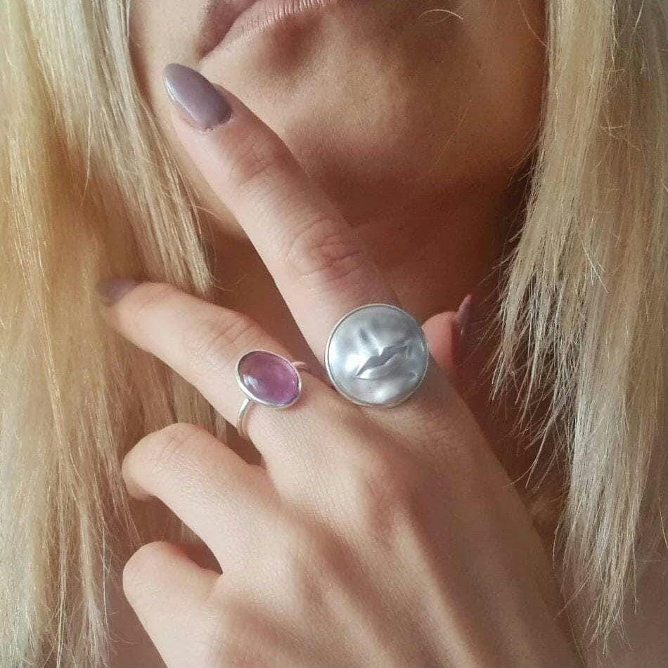 lips ring - 925 sterling silver - women's sizes -sleek & modern design - handmade with care -