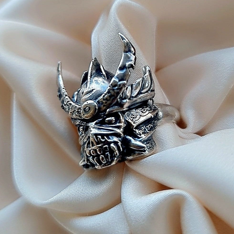 Handmade Sterling Silver Eddie Samurai Skull Ring - Japanese - Eddie Ring- Unique design - Rock Ring- Heavy metal Ring