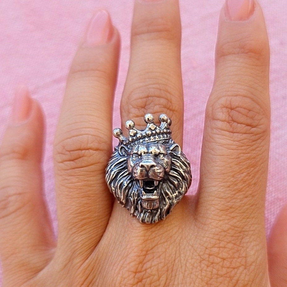 Handmade 925 Silver Lion Ring: Gothic Crown Ring
