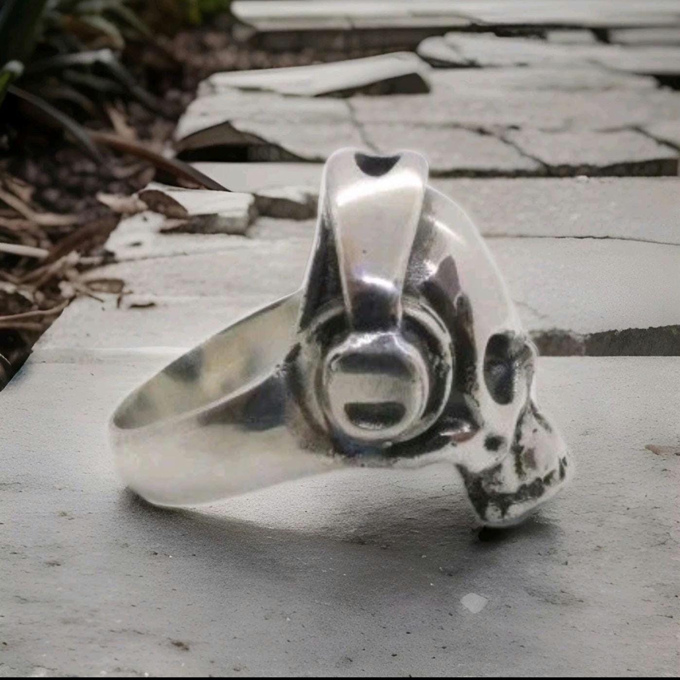 Handmade 925 Sterling Silver DJ Skull Ring with Headphones