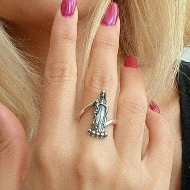 La Santa Muerte Ring 925 Silver - Beautifully Crafted Saint Death- Symbolizes a protector of the dead