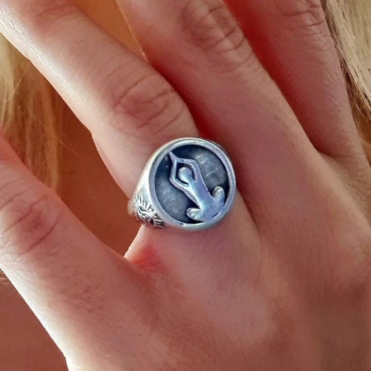 Meditation Om Ring -925 Sterling Silver - Unique Symbol Design - Handmade