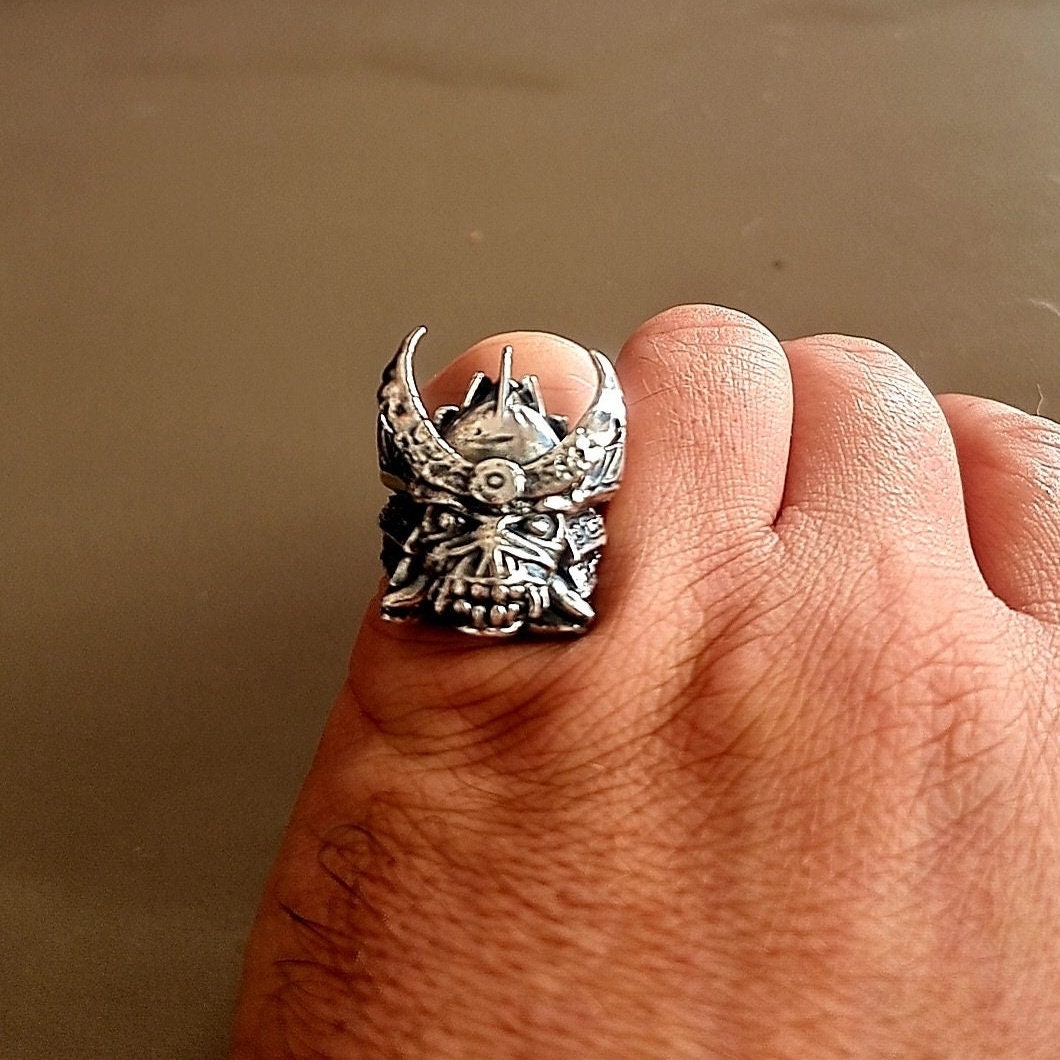 Handmade Sterling Silver Eddie Samurai Skull Ring - Japanese - Eddie Ring- Unique design - Rock Ring- Heavy metal Ring