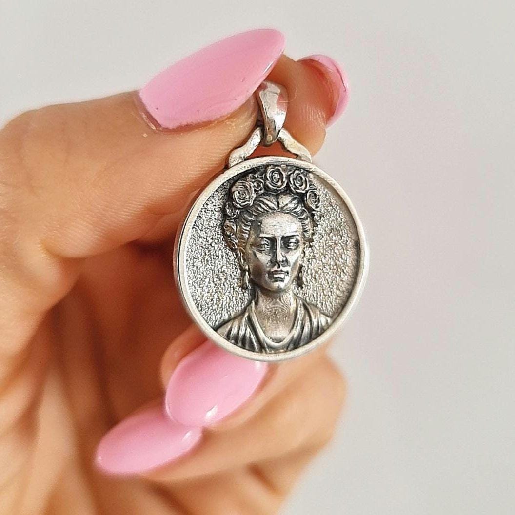 Sterling Silver Frida Kahlo Pendant: Artistic Symbolic Necklace