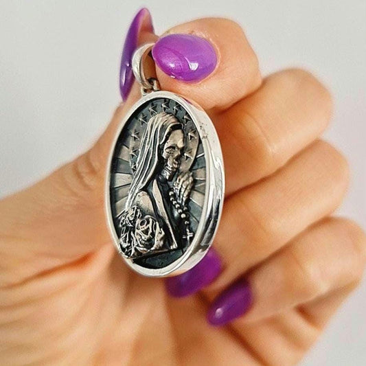 La Santa Muerte praying Pendant -Precious Symbol of Belief and Protection  - Saint Death