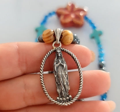 Handmade 925 Silver Santa Muerte Necklace: Gothic Beaded Pendant
