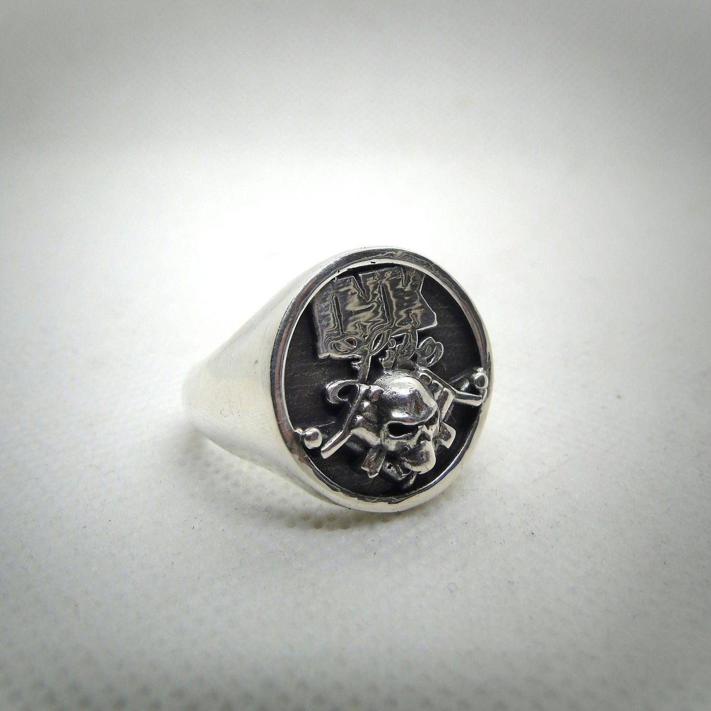 Tattoo Guns "Ink Life"-inspired Ring - Handmade Skull Ring  - Crafted in 925 Sterling Silver