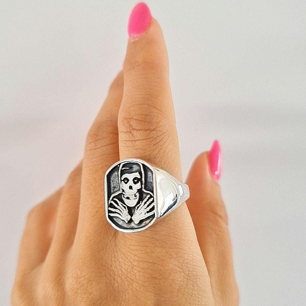 Handmade Sterling Silver Misfit Skull Ring: Punk Biker Jewelry