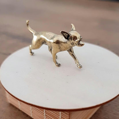 Ornament brass  chihuahua Decorative figure Solid & Sturdy Sculpture- Realistic - 34 grams