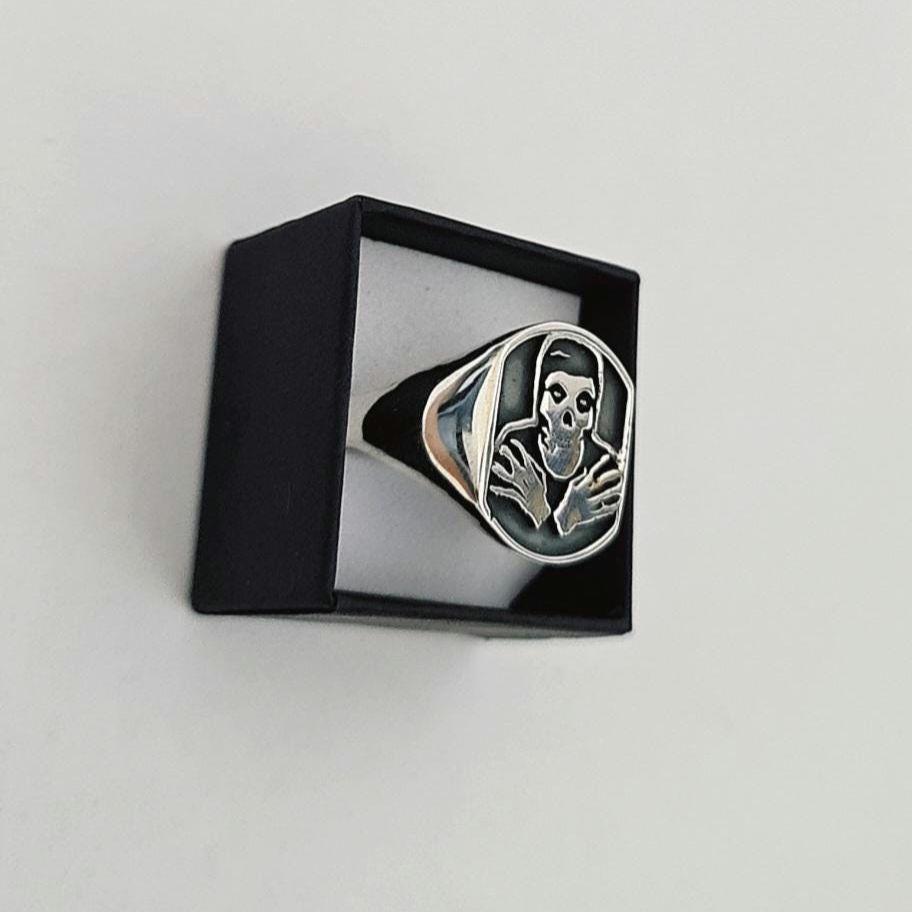 Handmade Sterling Silver Misfit Skull Ring: Punk Biker Jewelry