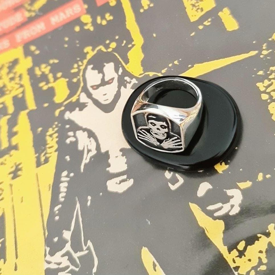 Handmade Sterling Silver Misfit Skull Ring: Punk Biker Jewelry