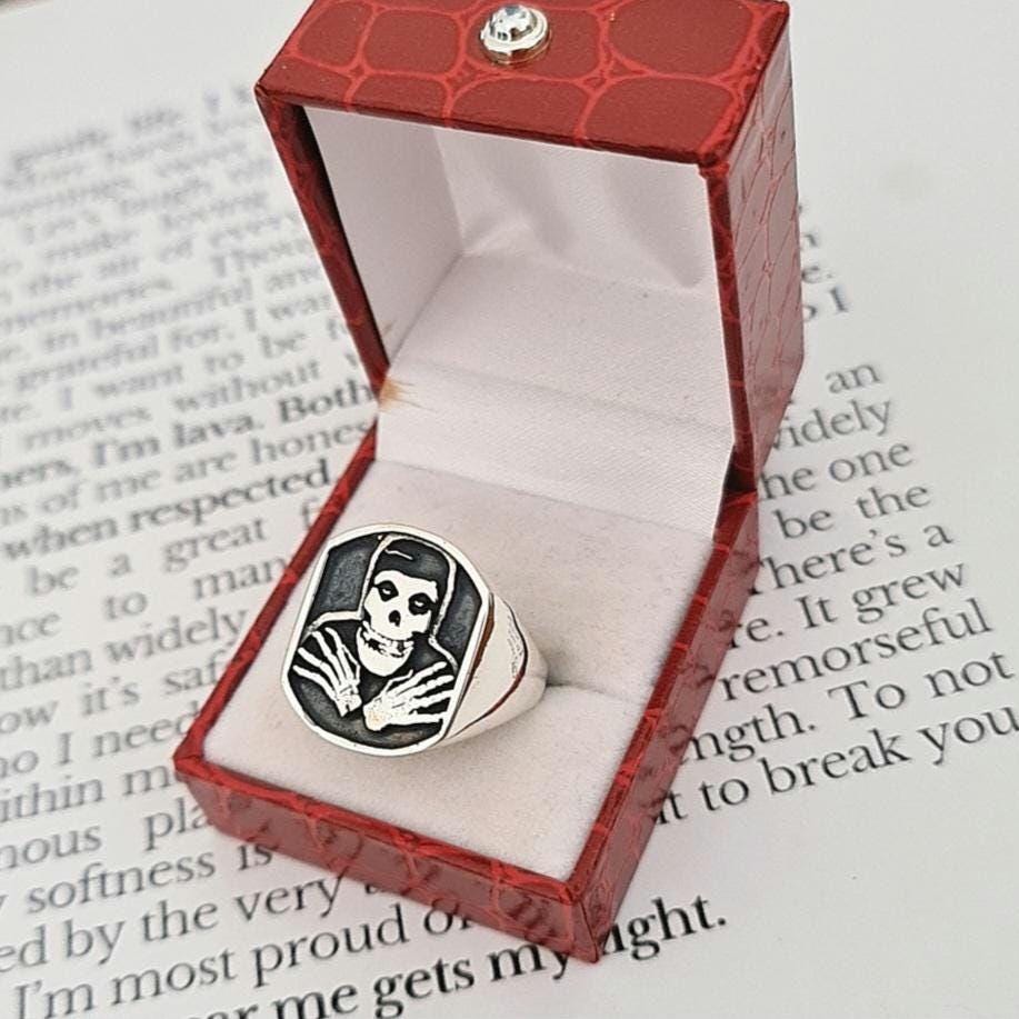 Handmade Sterling Silver Misfit Skull Ring: Punk Biker Jewelry